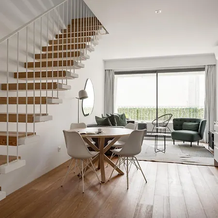 The Urban Oasis Elegant 2 Bedroom Duplex In Apartmán *
