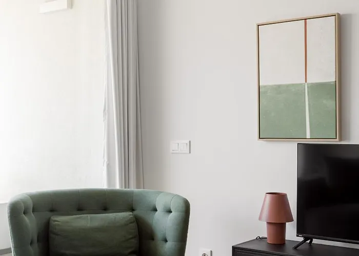 The Urban Oasis Elegant 2 Bedroom Duplex In Апартаменты