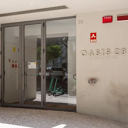 The Urban Oasis Elegant 2 Bedroom Duplex In דירה